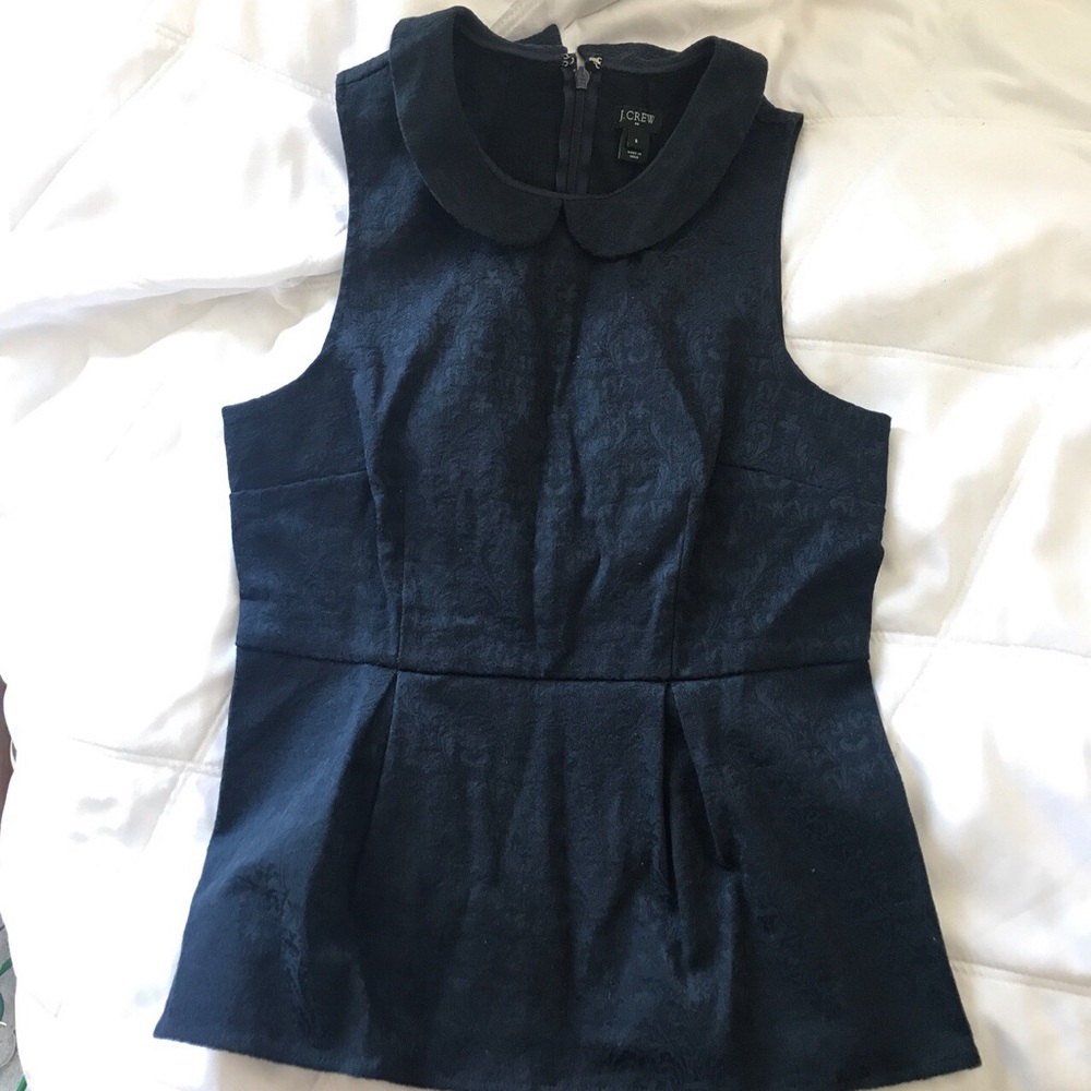 Peplum tank with collar